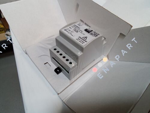 AC34012 電源 24V 直流安定化レール DIN 35 付き