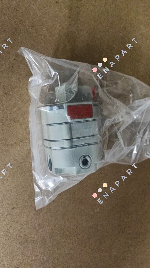 961-006-000 精密リレー