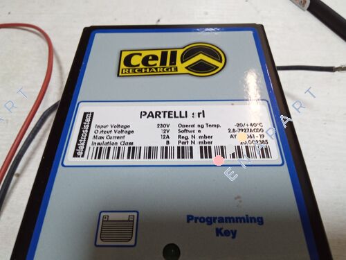 CB 350 HF 12A 12V 高周波バッテリー充電器