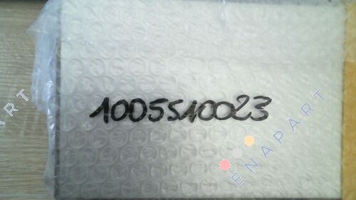 1005510023 プラスチックカバー