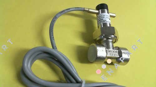 UR1-015GM フロースイッチ