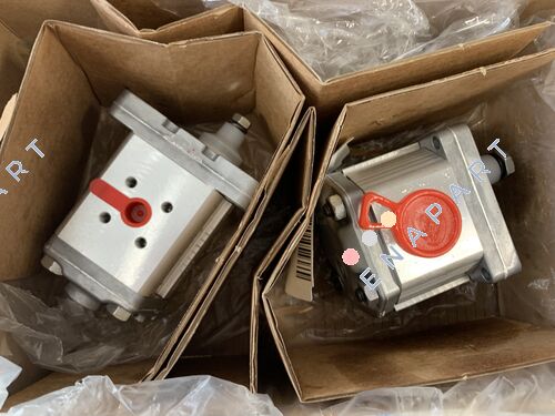 1P-D-11,5 オイルポンプ