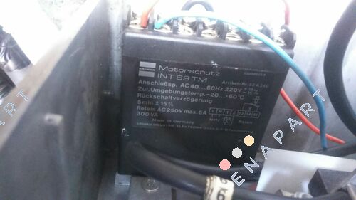 INT 69 TM INTERN 230V 2919411 モーター保護ユニット