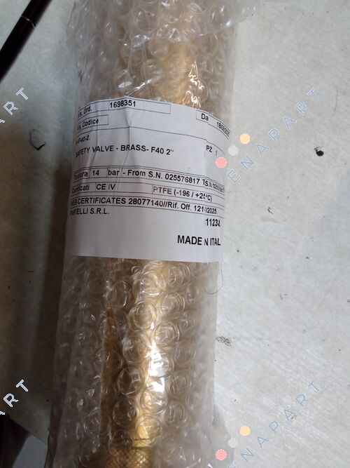 024592597 / F40 バルブ