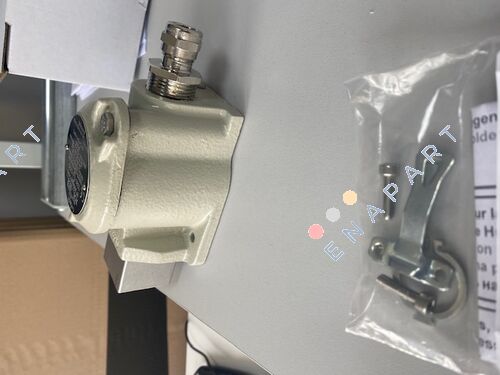 XC8JC161P11C リミットスイッチ