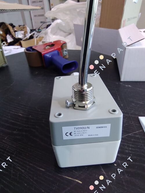 TV090U/N